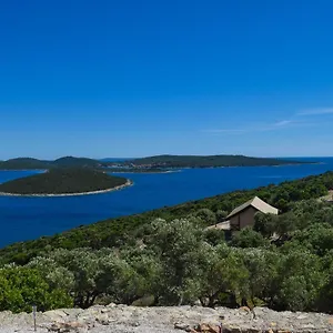 Glamping Tents And Mobile Homes Trasorka , Veli Lošinj Kroatië